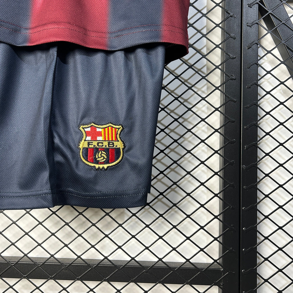 Camiseta y Pantalones para niños FC Barcelona x Travis Scott 25/26