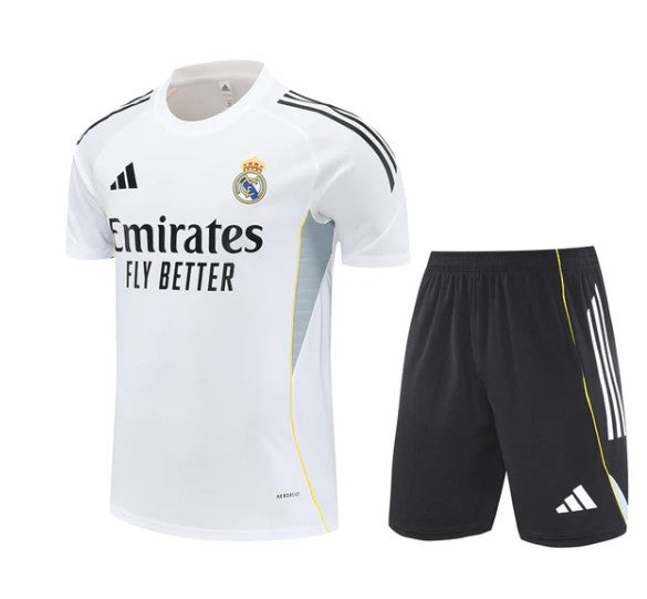 Camiseta y Pantalón corto de entrenamiento Real Madrid 25/26