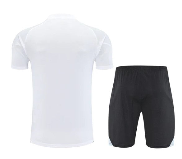Camiseta y Pantalón corto de entrenamiento Real Madrid 25/26