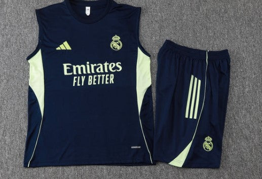 Camiseta y Pantalón corto de entrenamiento Real Madrid 25/26