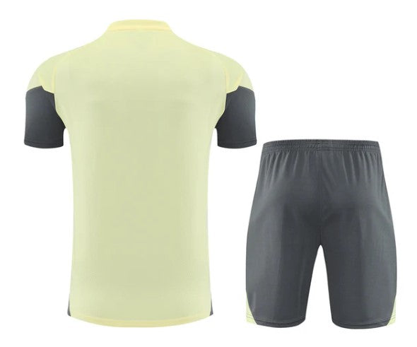 Camiseta y Pantalón corto de entrenamiento Real Madrid 25/26