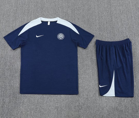 Camiseta y Pantalón corto de entrenamiento Inter 25/06