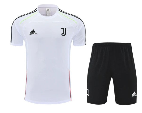Camiseta y Pantalón corto de entrenamiento Juventus 25/26