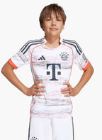 Camiseta y Pantalones para niños Bayern de Múnich Away 25/26
