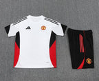 Camiseta y Pantalón corto de entrenamiento Manchester United 25/26