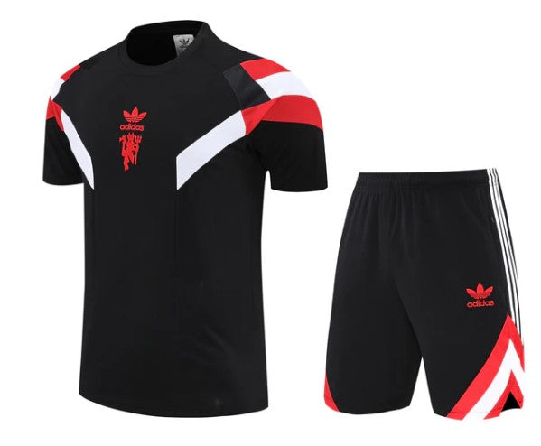 Camiseta y Pantalón corto de entrenamiento Manchester United 25/26