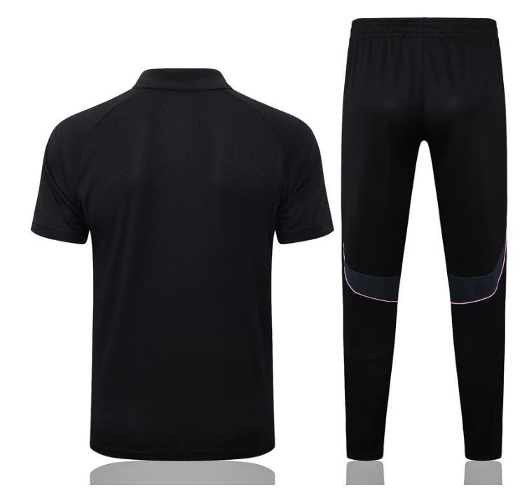 Camiseta y Pantalón Juventus 25/26