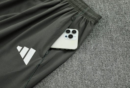 Chándal Impermeable Real Madrid 25/26