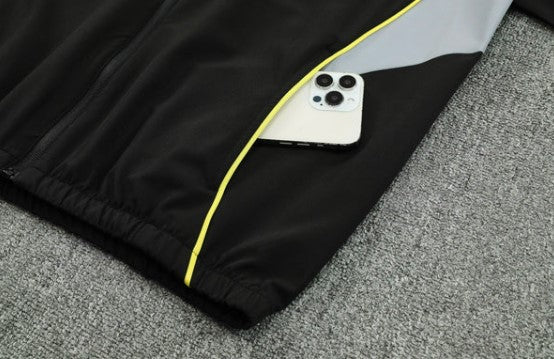Chándal Impermeable Real Madrid 25/26