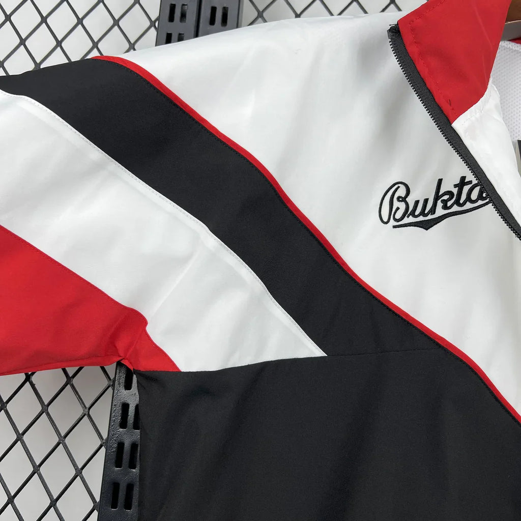 Abrigo Impermeable Sevilla 25/26