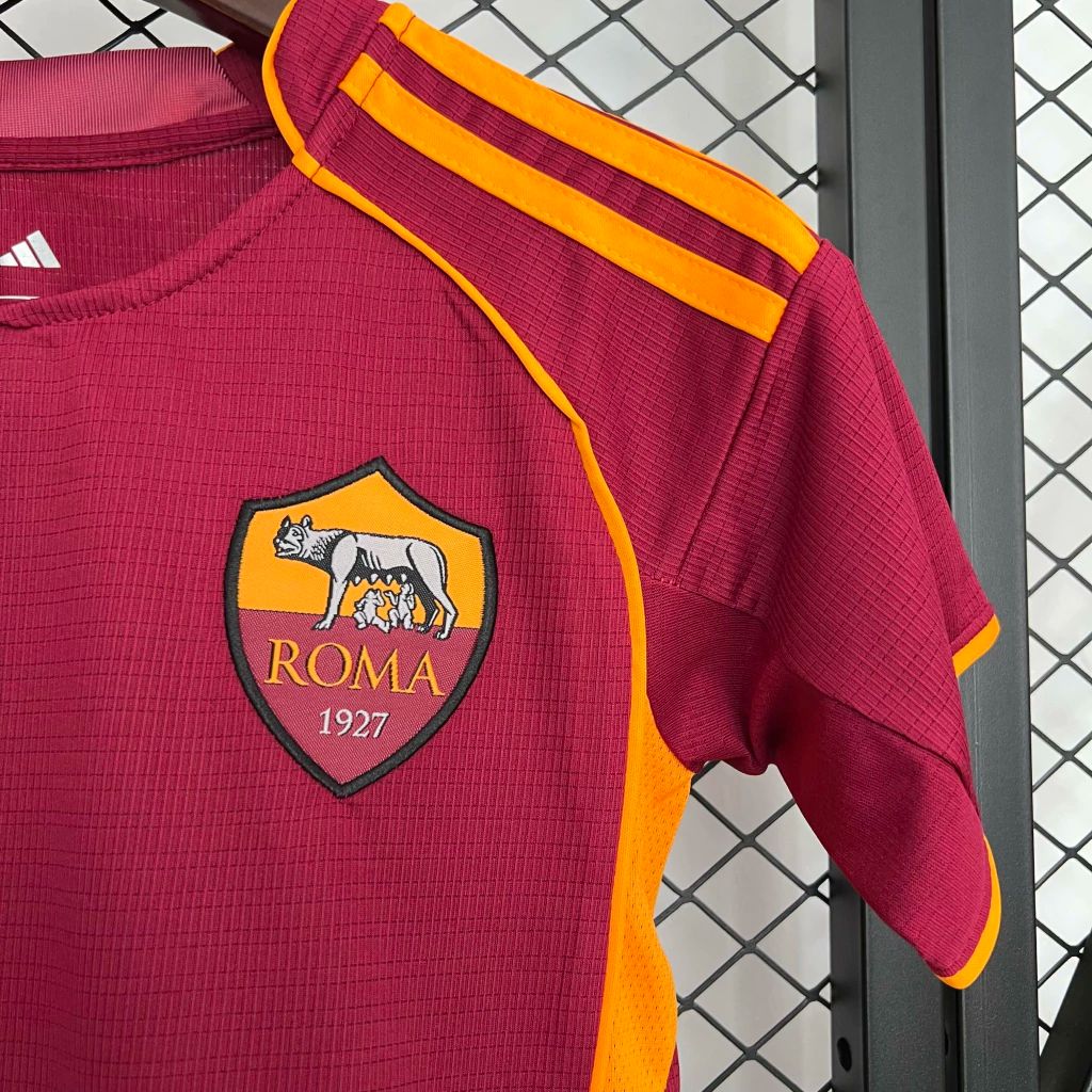 Camiseta y Pantalones para niños AS Roma Home 25/26