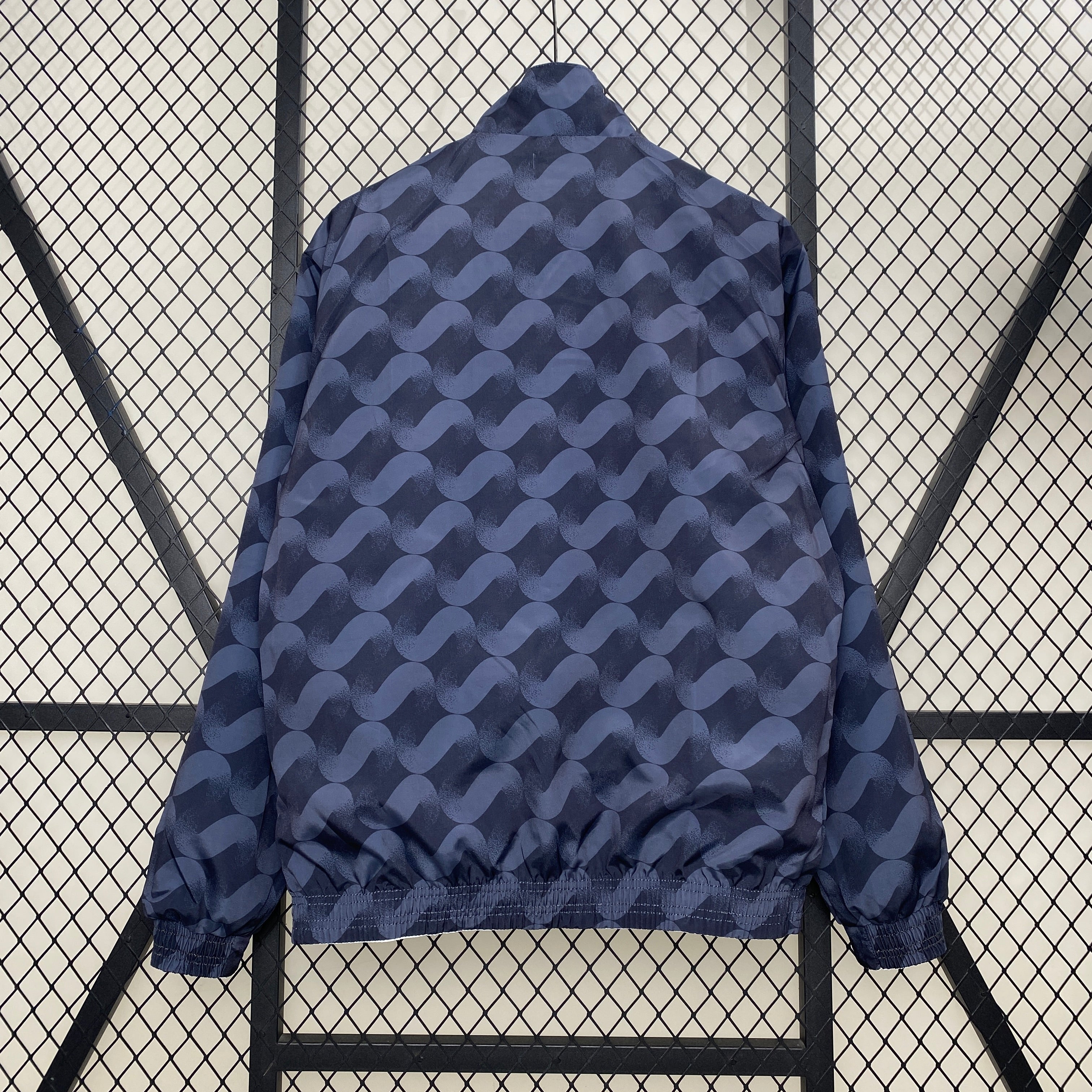 Abrigo de Doble Cara Real Madrid 24/25