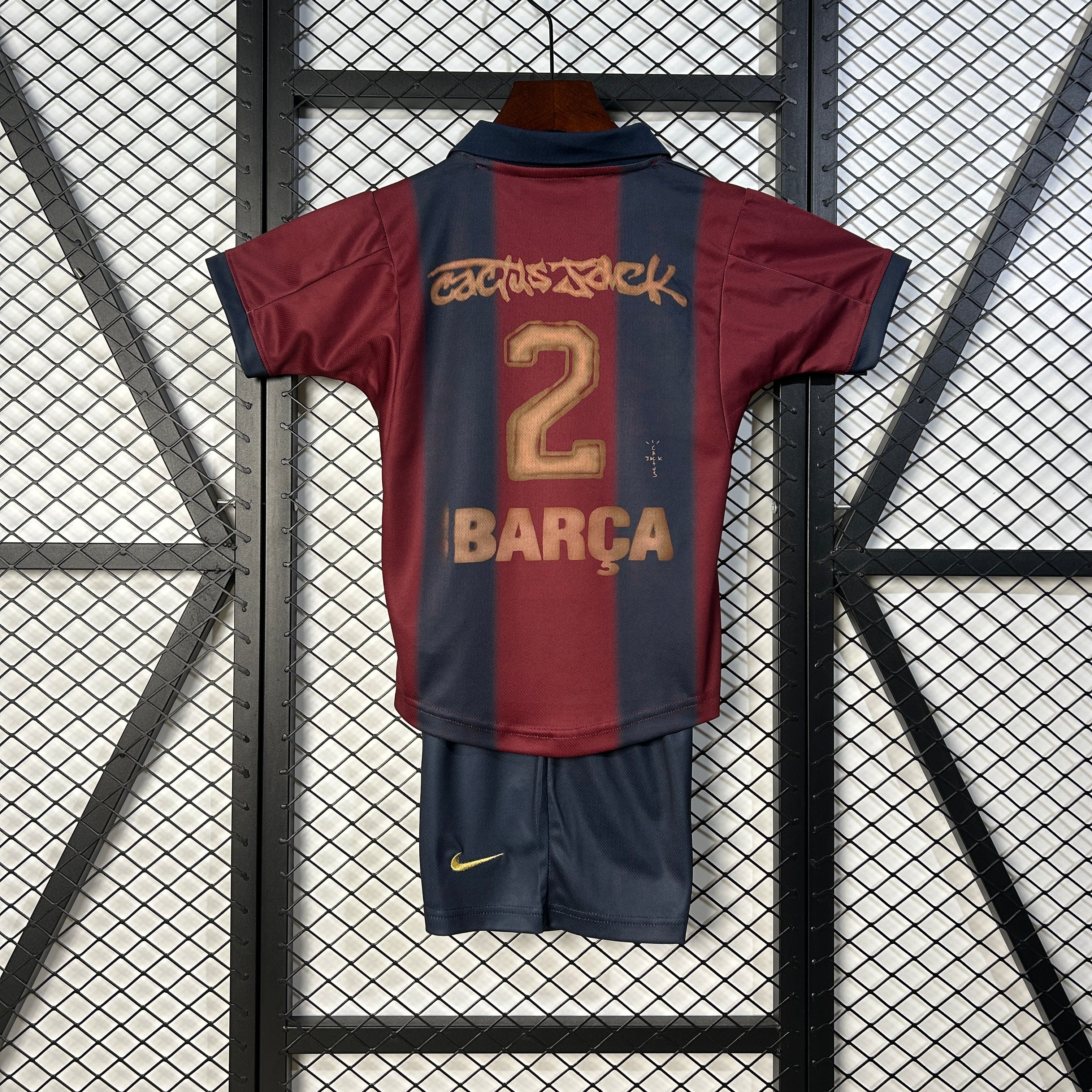 Camiseta y Pantalones para niños FC Barcelona x Travis Scott 25/26