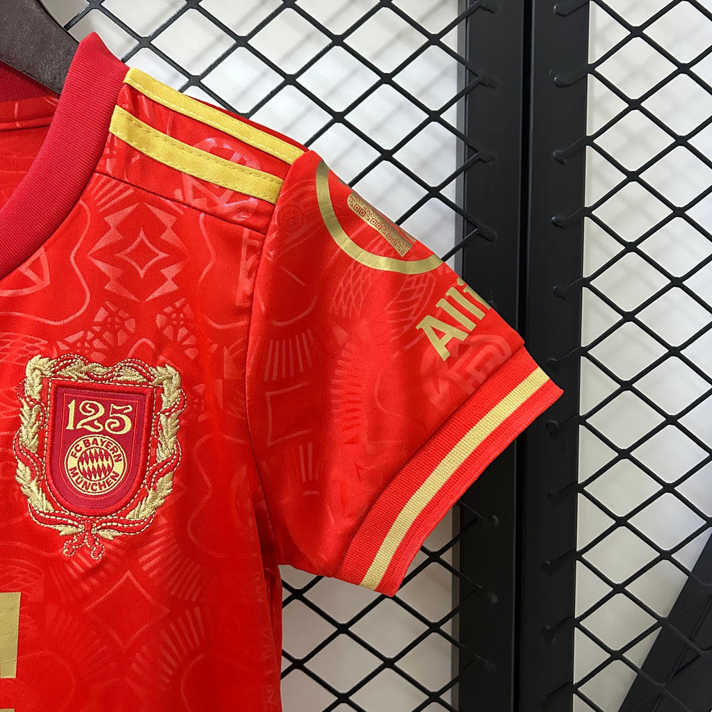 Camiseta y Pantalones para niños Bayern de Múnich 125 Años 25/26